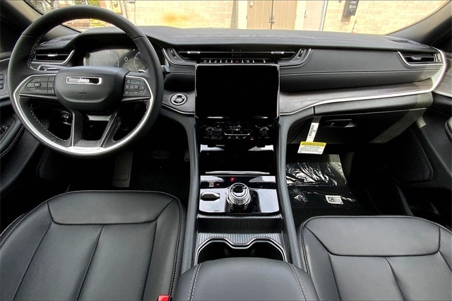 2025 JEEP GRAND CHEROKEE - Image 5