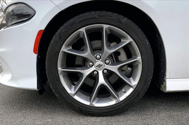 2023 DODGE CHARGER - Image 9