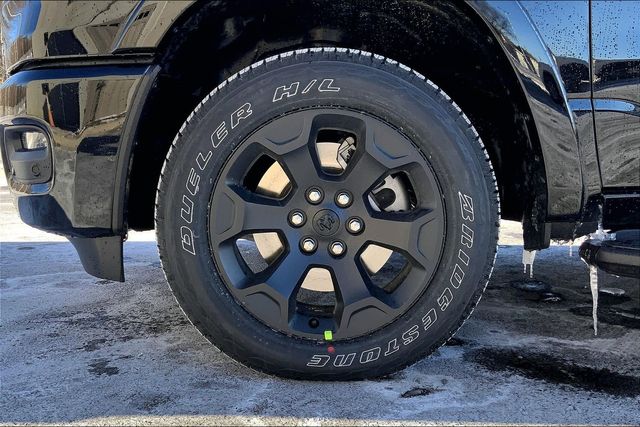 2026 RAM 1500 - Image 12