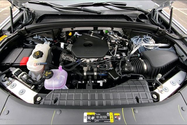 2026 JEEP GRAND CHEROKEE - Image 11