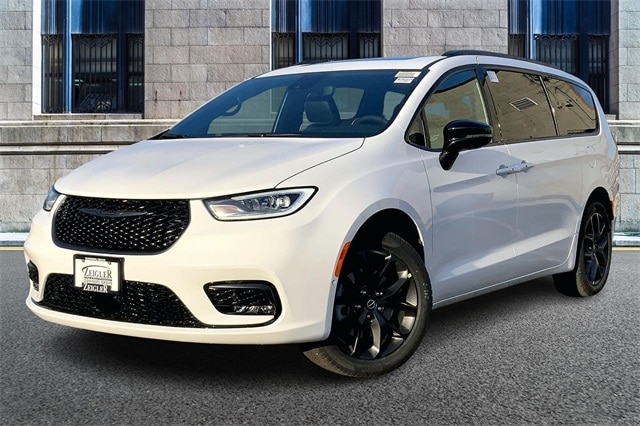 2026 CHRYSLER PACIFICA - Image 2