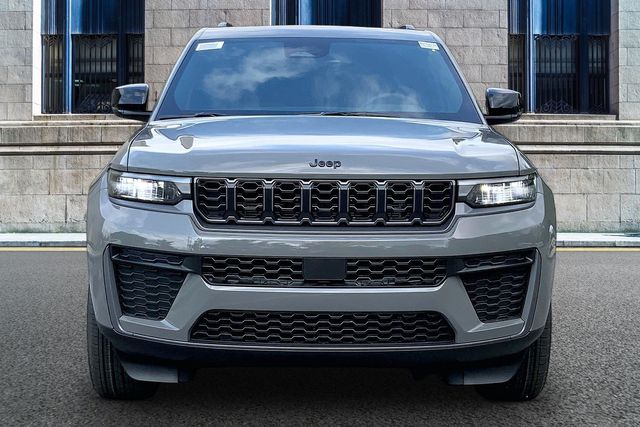 New 2027 Jeep Grand Cherokee Altitude Sport Utility