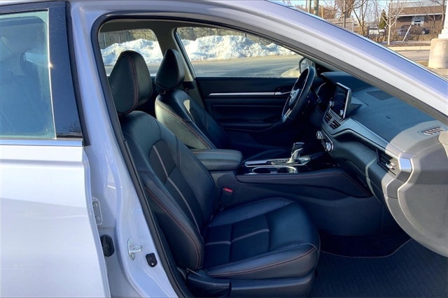 2024 NISSAN ALTIMA - Image 7