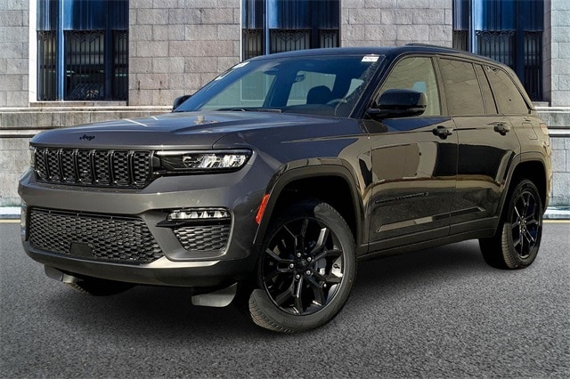 2025 JEEP GRAND CHEROKEE - Image 2