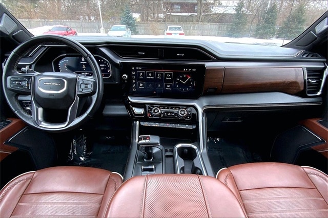 2023 GMC SIERRA - Image 15