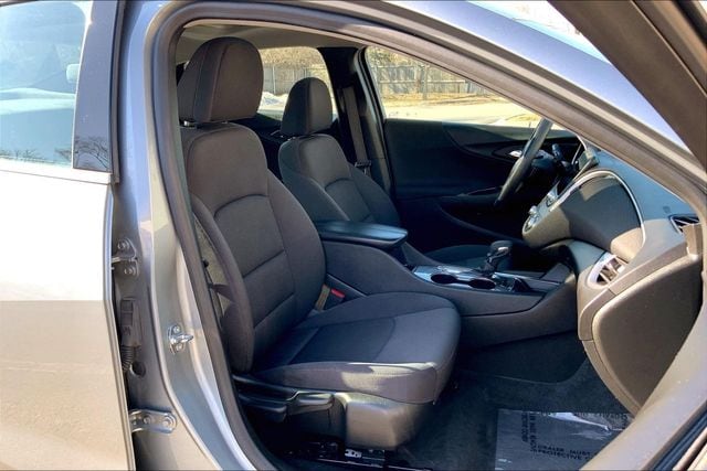 2023 CHEVROLET MALIBU - Image 7