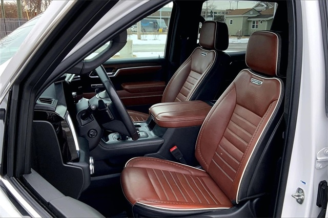 2023 GMC SIERRA - Image 25