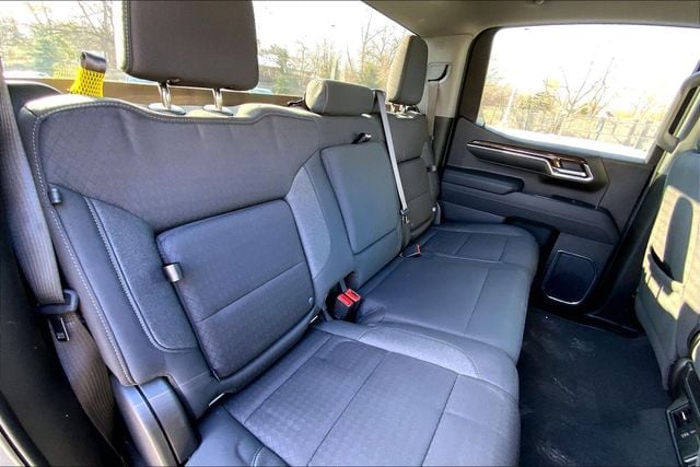 2024 GMC SIERRA - Image 27