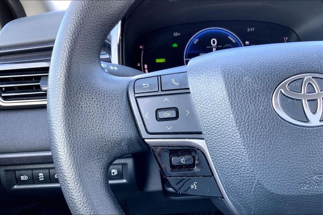 2025 TOYOTA CAMRY - Image 18