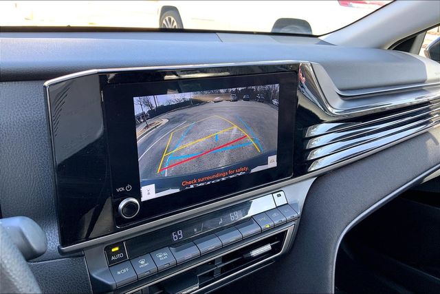 2025 TOYOTA CAMRY - Image 21