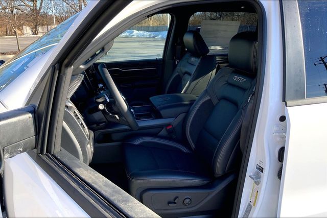 2026 RAM 1500 - Image 9