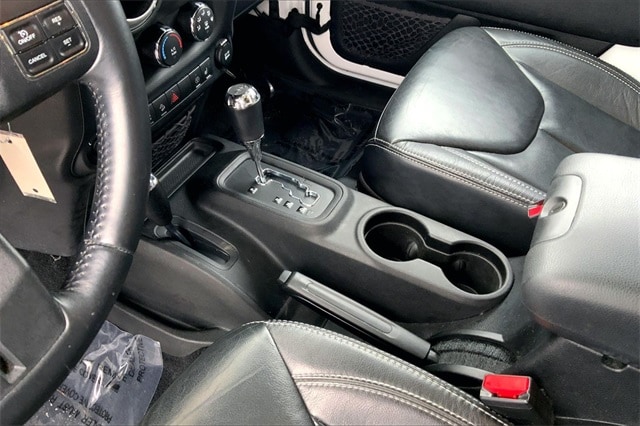 2014 JEEP WRANGLER - Image 17