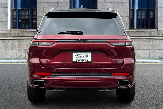 2025 JEEP GRAND CHEROKEE - Image 4