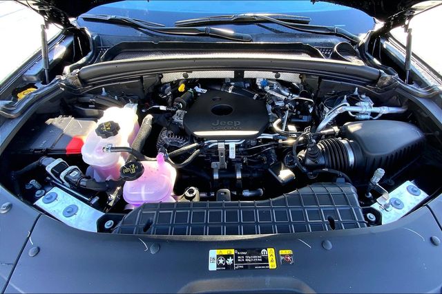 2026 JEEP GRAND CHEROKEE - Image 11