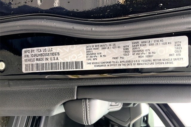 2025 JEEP GRAND CHEROKEE - Image 13