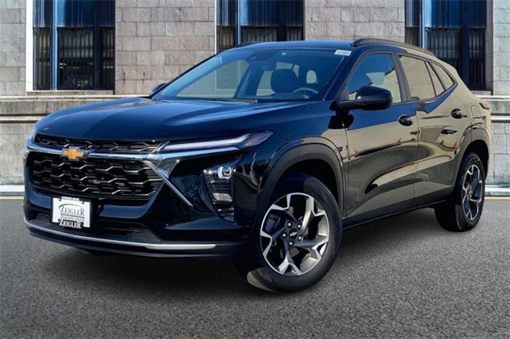 Used 2024 Chevrolet Trax LT SUV