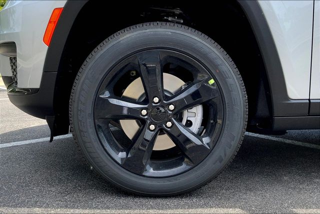 2025 JEEP GRAND CHEROKEE L - Image 12