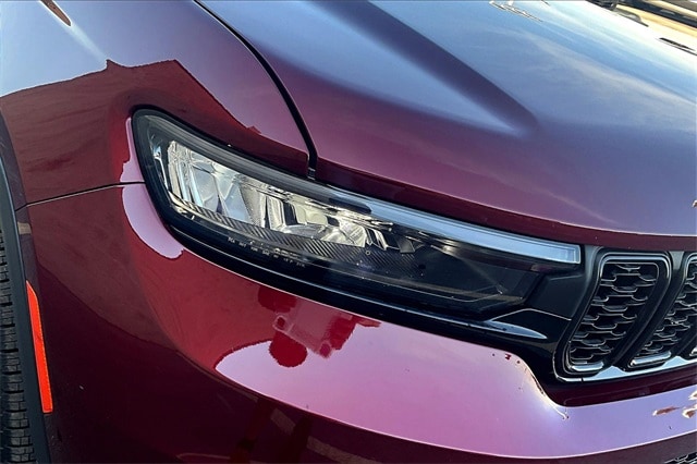 2025 JEEP GRAND CHEROKEE L - Image 28