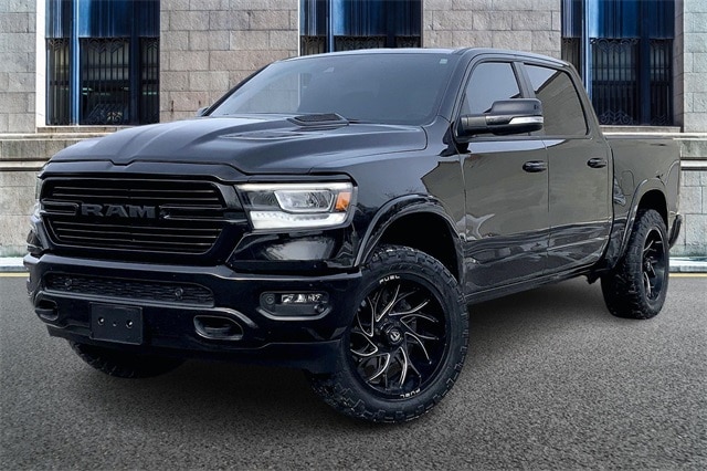 2021 RAM 1500 - Image 2