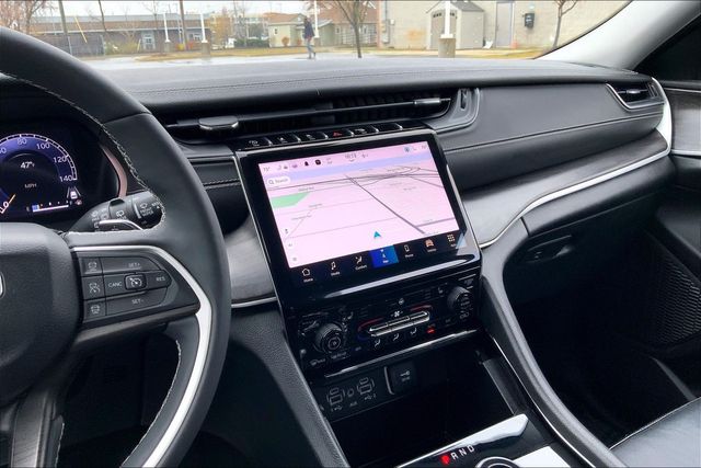 2023 JEEP GRAND CHEROKEE L - Image 6