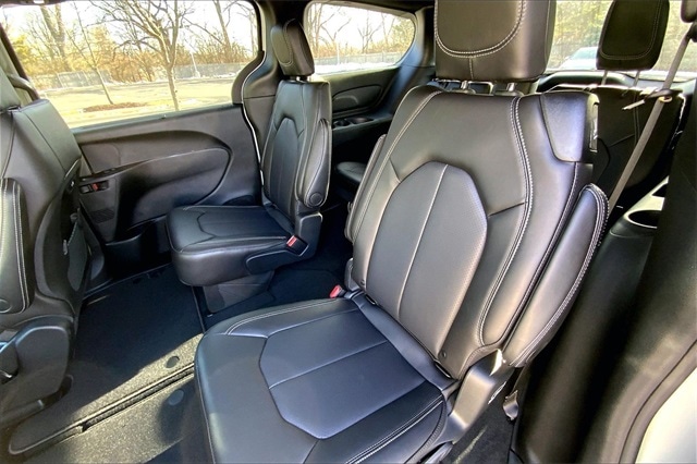 2026 CHRYSLER PACIFICA - Image 10