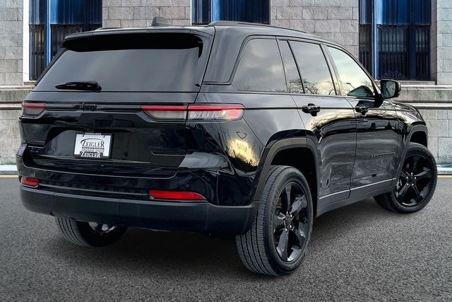 2023 JEEP GRAND CHEROKEE - Image 11
