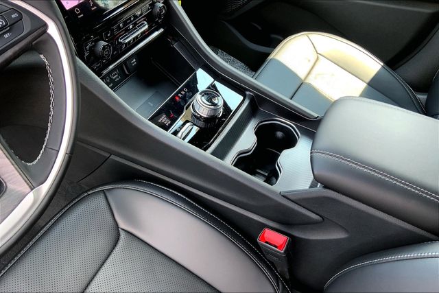 2025 JEEP GRAND CHEROKEE - Image 7