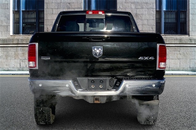 2017 RAM 2500 - Image 4