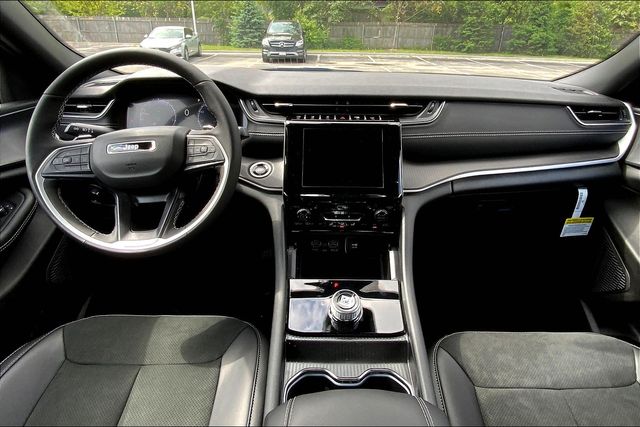 2025 JEEP GRAND CHEROKEE L - Image 5