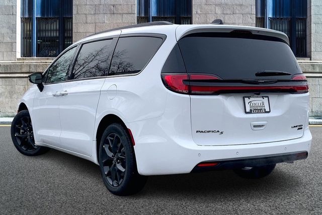 2026 CHRYSLER PACIFICA - Image 3