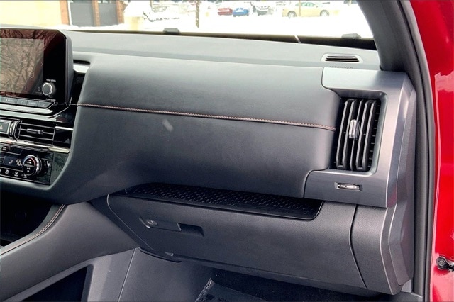 2025 NISSAN PATHFINDER - Image 16