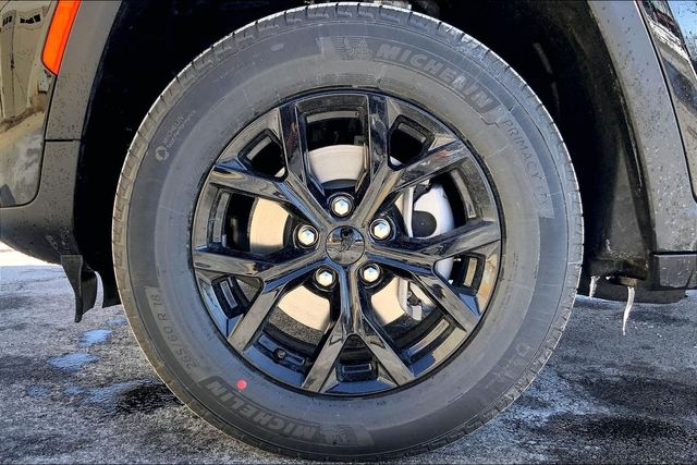 2026 JEEP GRAND CHEROKEE - Image 12