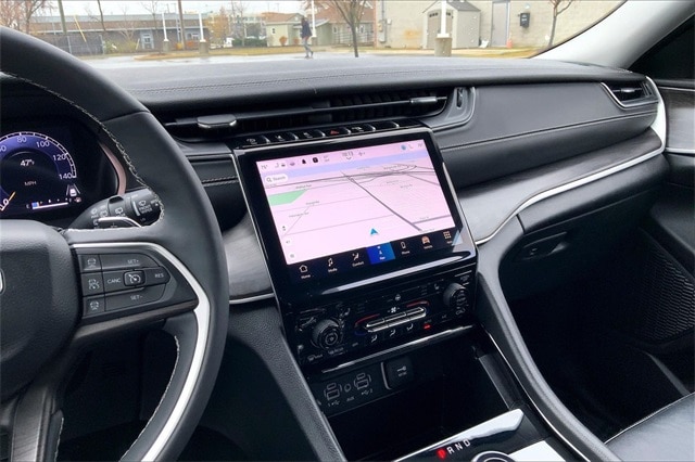 2023 JEEP GRAND CHEROKEE L - Image 6