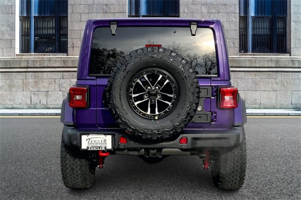 New 2026 Jeep Wrangler Rubicon X Sport Utility