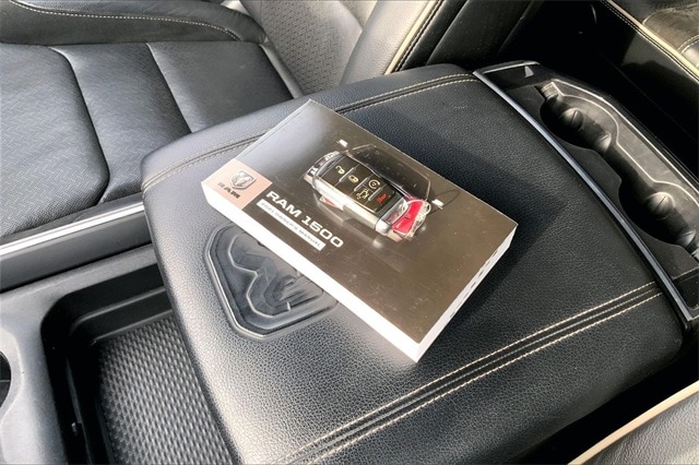 2021 RAM 1500 - Image 12