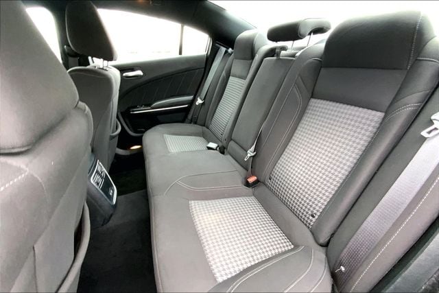 2023 DODGE CHARGER - Image 24