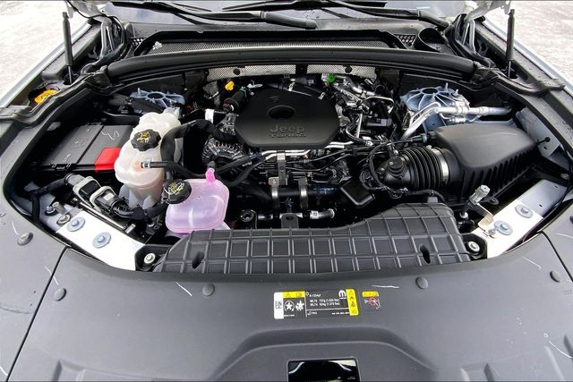 2026 JEEP GRAND CHEROKEE - Image 11