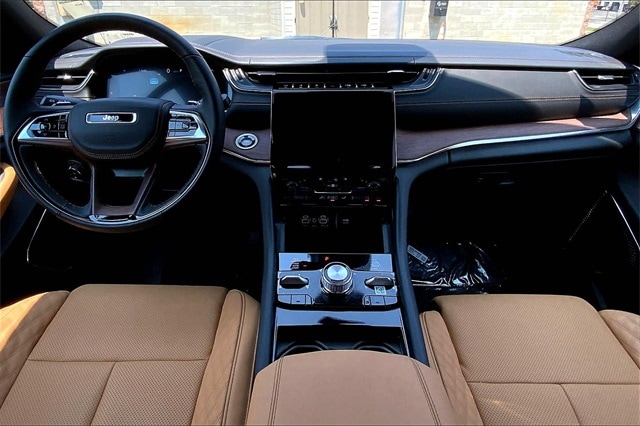 2025 JEEP GRAND CHEROKEE L - Image 5