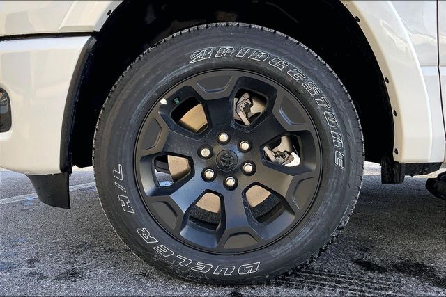 2026 RAM 1500 - Image 12