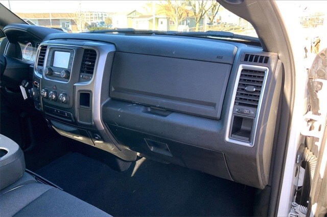 2024 RAM 1500 - Image 14