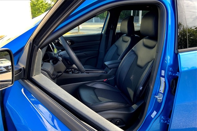 2025 JEEP COMPASS - Image 9