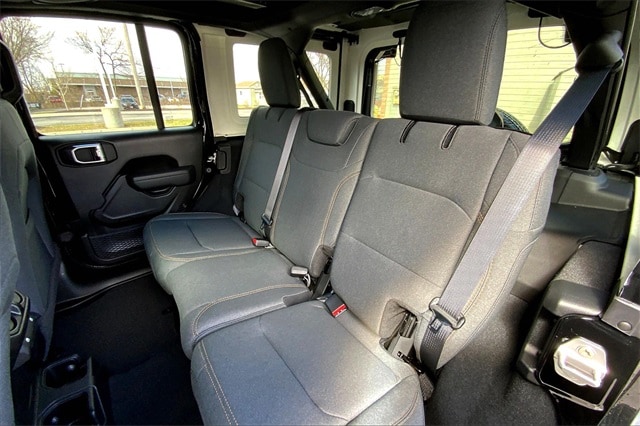 2025 JEEP WRANGLER - Image 10