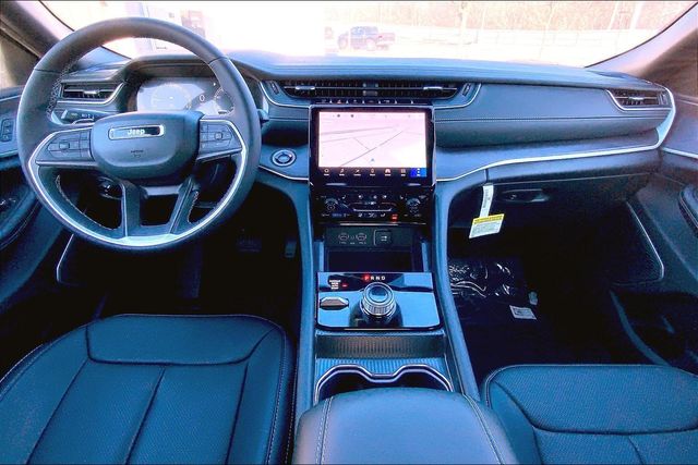 2025 JEEP GRAND CHEROKEE - Image 5