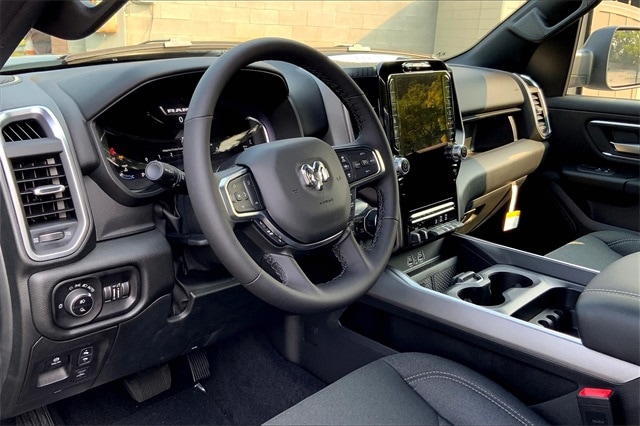 2026 RAM 1500 - Image 8