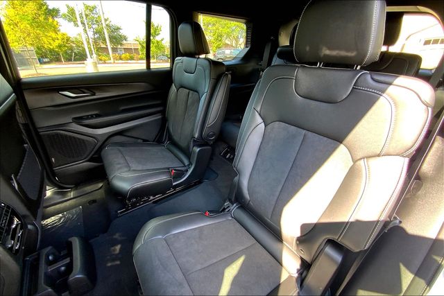 2025 JEEP GRAND CHEROKEE L - Image 10