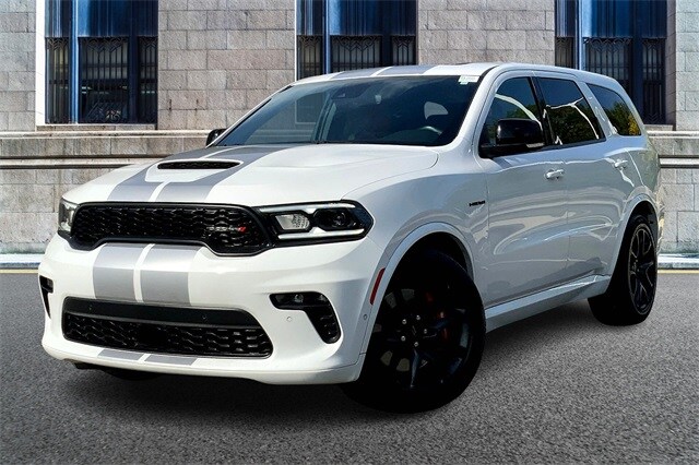 Used 2022 Dodge Durango R/T Plus with VIN 1C4SDJCT4NC187080 for sale in Downers Grove, IL