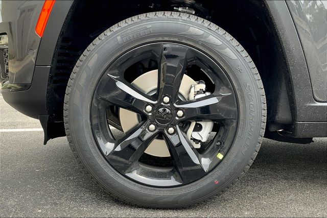 2025 JEEP GRAND CHEROKEE L - Image 12