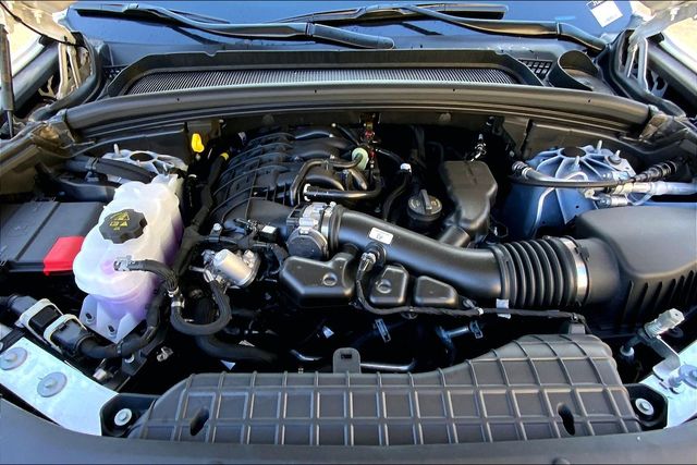 2025 JEEP GRAND CHEROKEE - Image 11