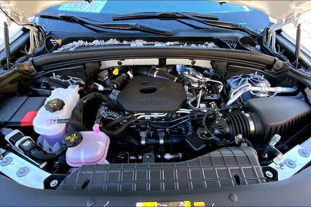 2026 JEEP GRAND CHEROKEE - Image 11