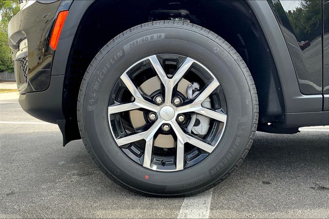 2025 JEEP GRAND CHEROKEE - Image 12